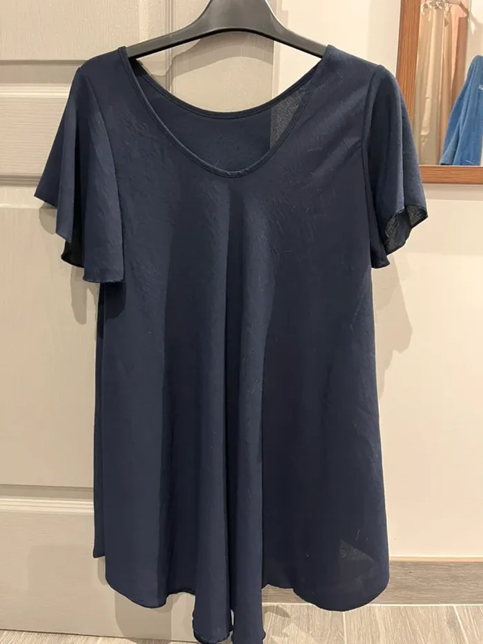 T shirt col V
