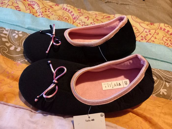 Ballerines roses marines pointure 40 neuves - photo numéro 2