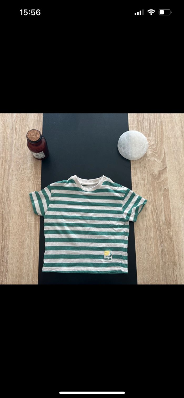 Lot de tee-shirts - photo numéro 2