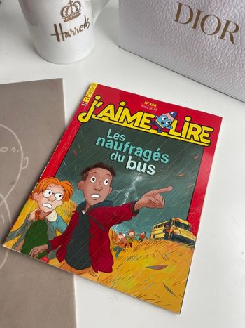 J’aime Lire - les naufragés du bus - n•458 - Mars 2015