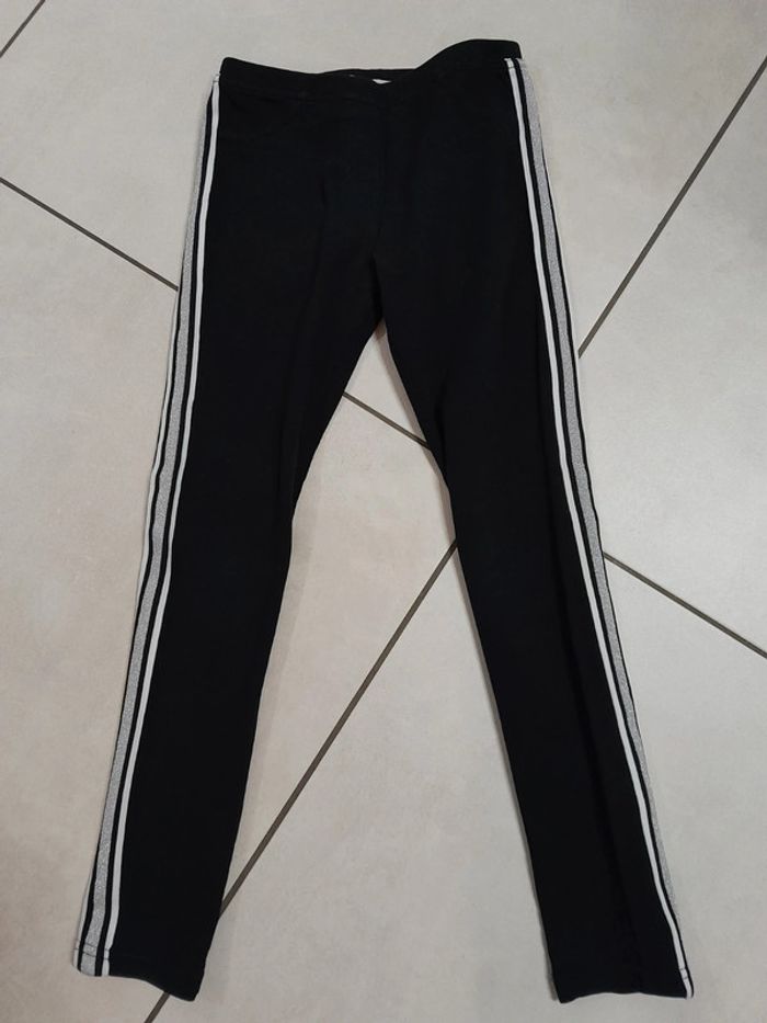 Jeeging très bon état 10 ans