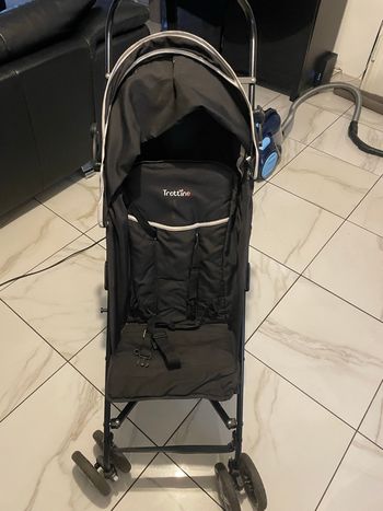 Poussette trottine