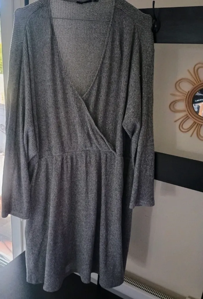 Robe en laine 58-60