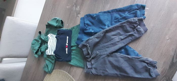 lot de vêtements bébé 18 mois - photo numéro 4