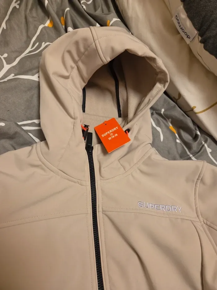 Veste de sport superdry beige - photo numéro 3