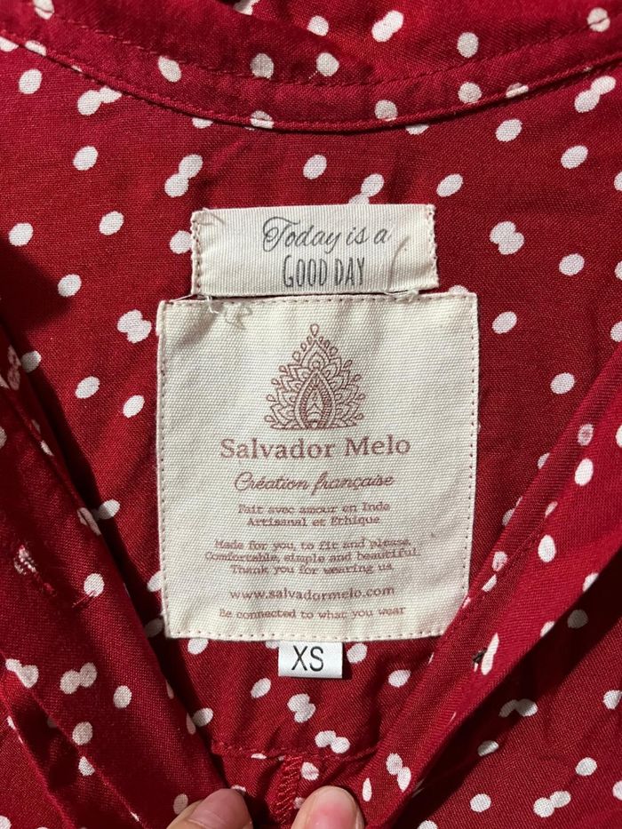 Robe chemise longue rouge à pois blancs - photo numéro 4