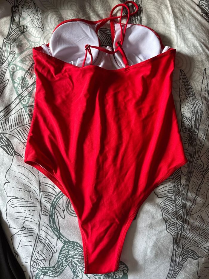 Maillot une pièce Shein rouge - photo numéro 4