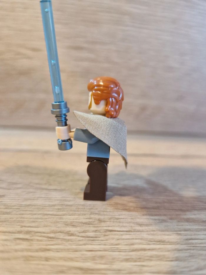 Figurine type lego Jedi Obiwan star wars - photo numéro 2