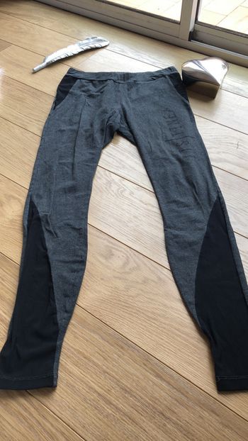 Legging de sport gris et noir it’s time taille S