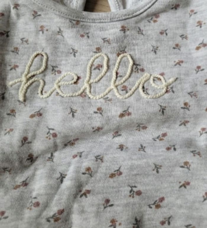 Ensemble fleuri décontracté taille 12 mois - photo numéro 2