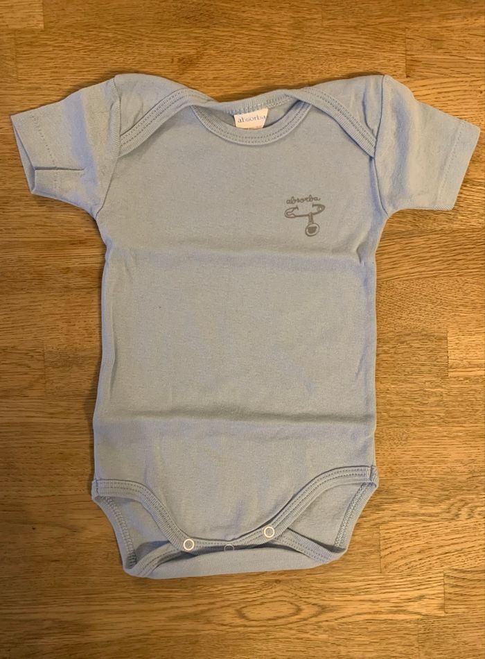 Lot de bodies 👶🏻 12m - photo numéro 7