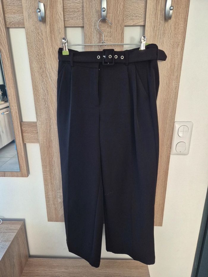 Pantalon chic noir avec ceinture