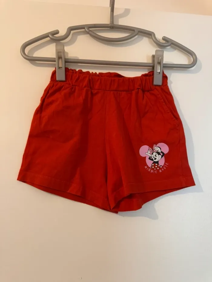 Short Disney Minnie Mouse