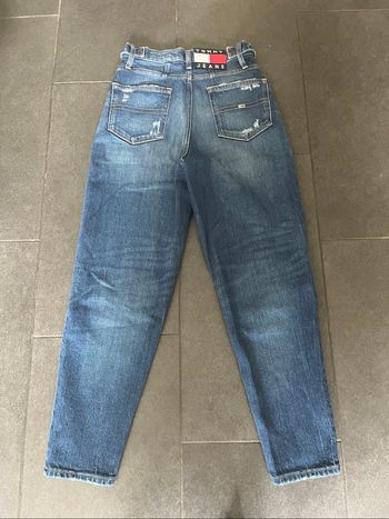 Jean mom tommy