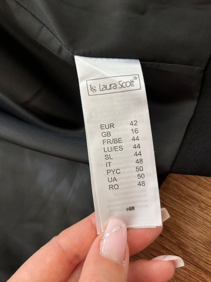 Veste noire avec détails blancs pour femme Laura Scott, taille 42 - photo numéro 4