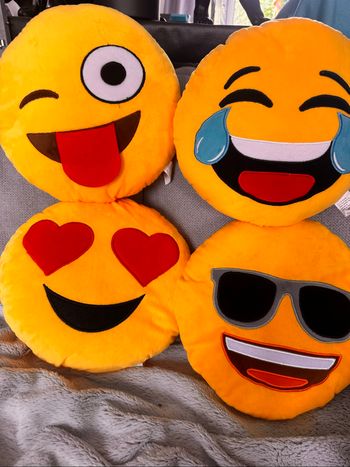 Coussins Emojis