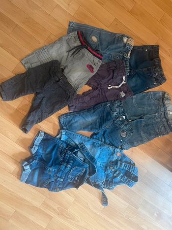 Lot de pantalons/jeans bébé 6 mois