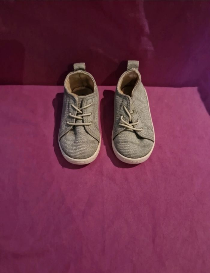 Chaussure - photo numéro 2