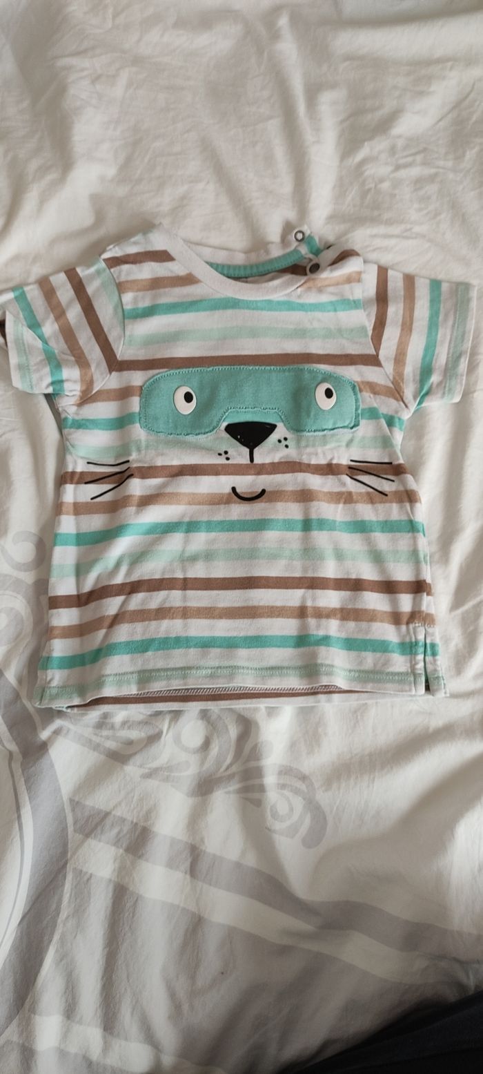 Lot de 6 t.shirts 2 ans - photo numéro 4