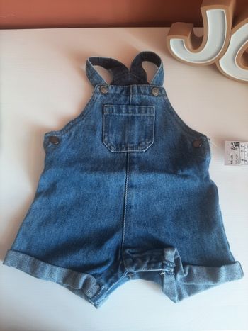 Salopette en jean 6 mois