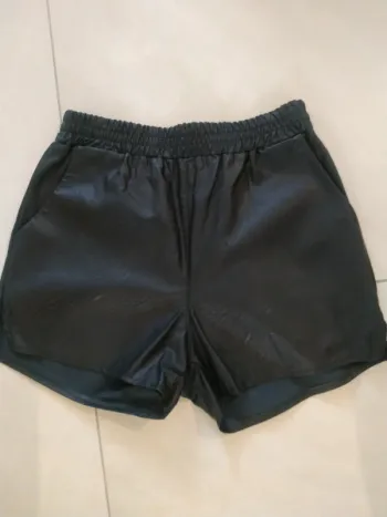 Mini short en simili