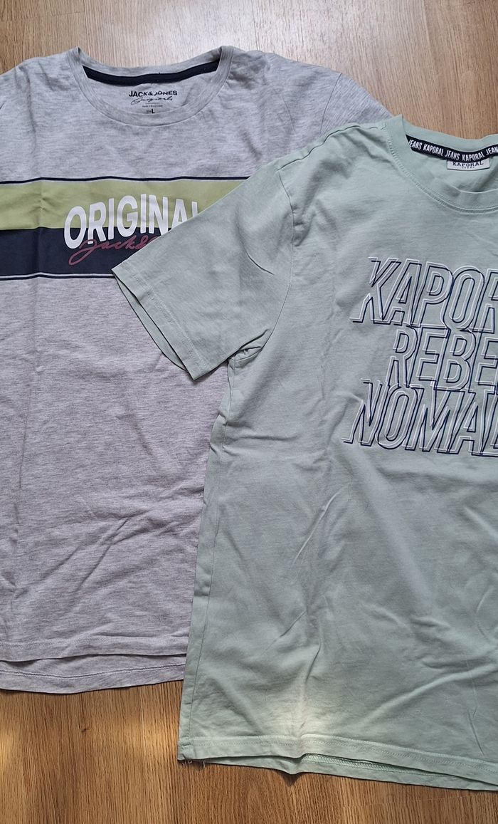 Lot 2 t-shirts