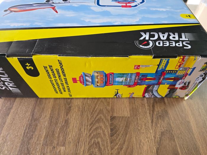 COFFRET AÉROPORT Speed Track  neuf et emballé - photo numéro 4
