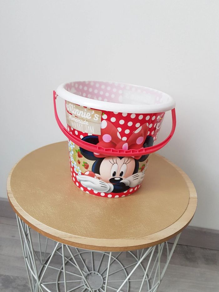 Grand seau Minnie très bon état