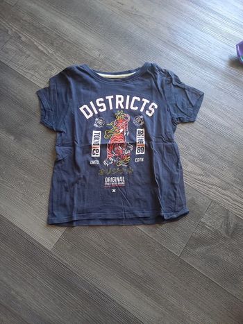 T shirt 7-8 ans
