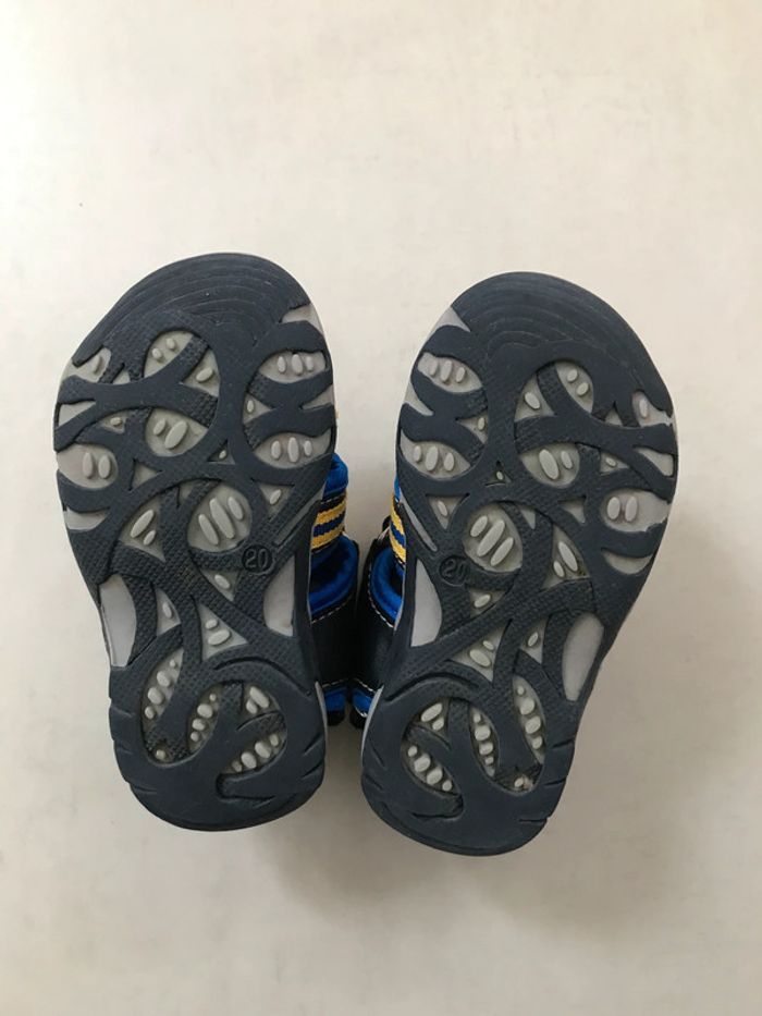 Sandales La redoute taille 20 - photo numéro 2