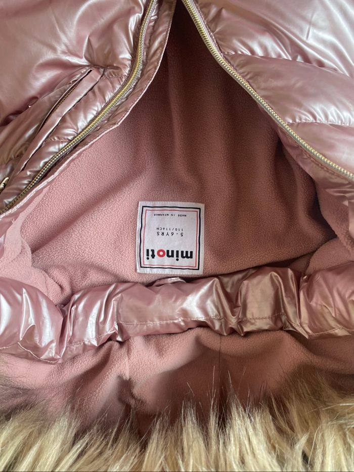 Manteau fille  5/6 ans - photo numéro 2