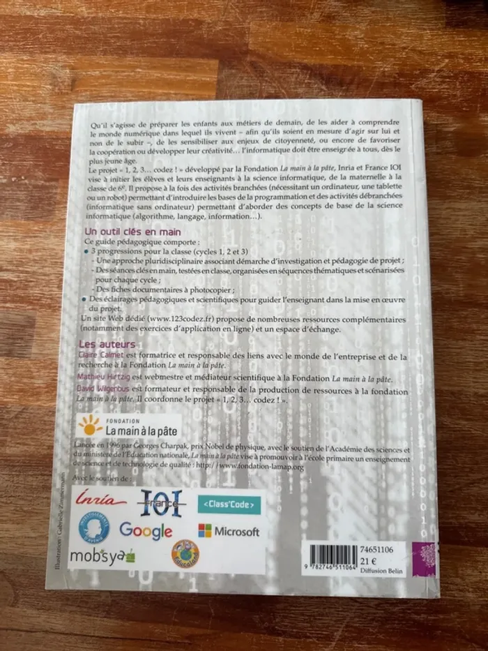 Livre 1,2.3 codez! Enseigner l’informatique à l’école et au collège - photo numéro 3
