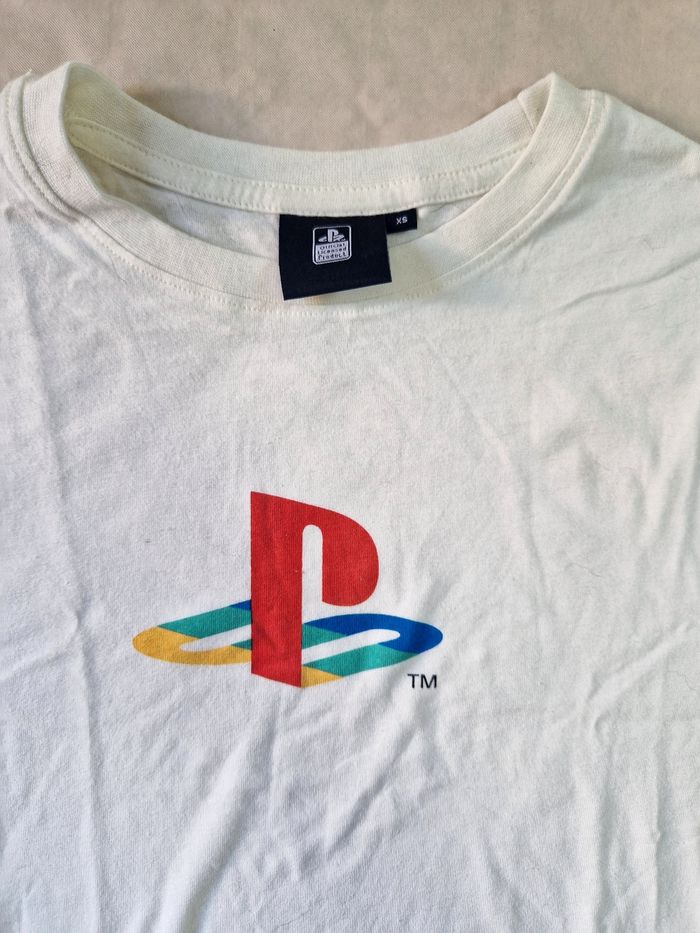 Tee-shirt homme / femme  ,  PlayStation officiel  , taille XS - photo numéro 4