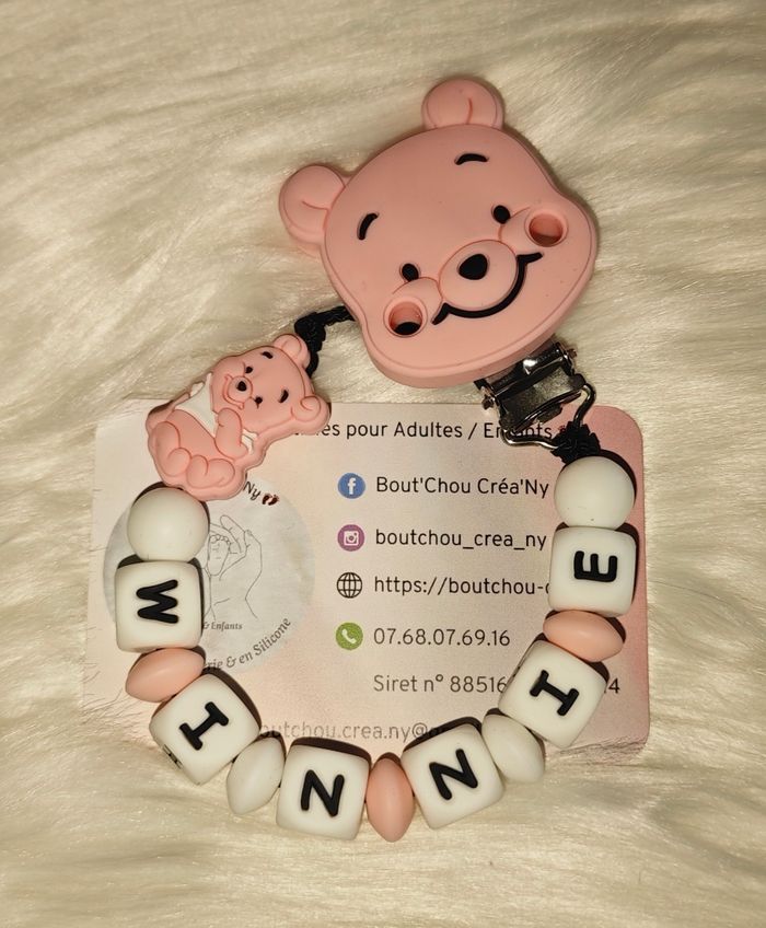Attache tétine en silicone motif Winnie - photo numéro 4