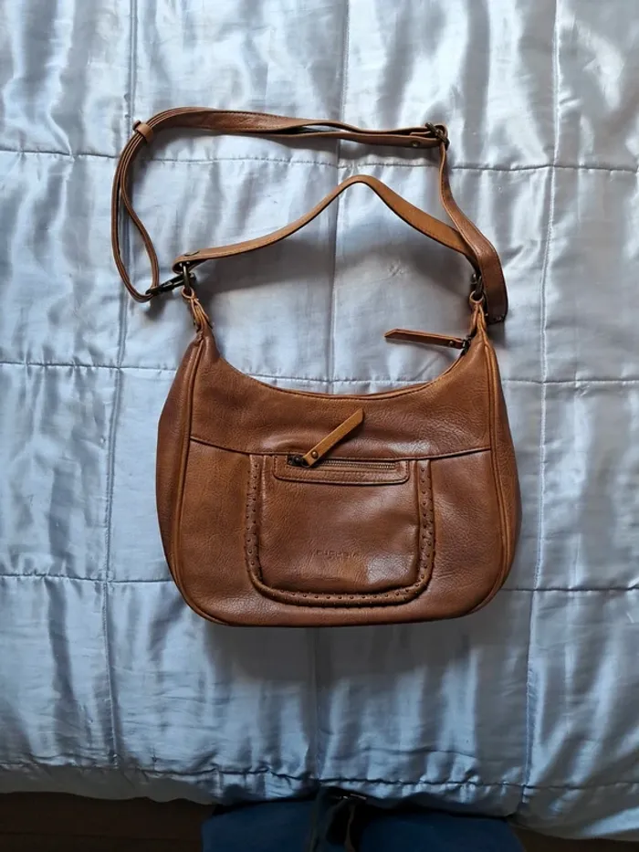 Magnifique sac camel Marque Fuchsia