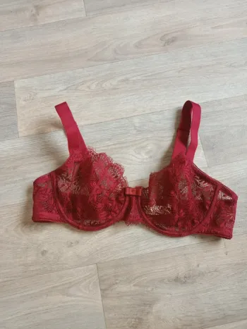 Soutien gorge 90D neuf etam avec armature et en dentelle