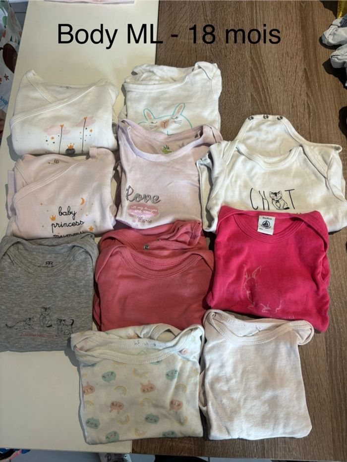 Lot vêtements - photo numéro 2