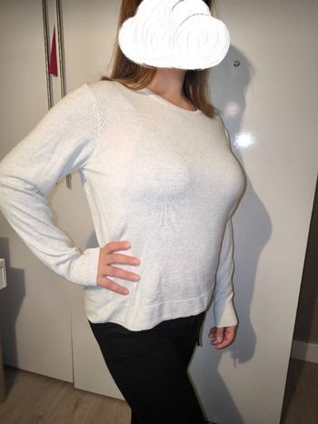 Pull DeFacto taille L 40 Extensible , belle matière  Crème moucheté