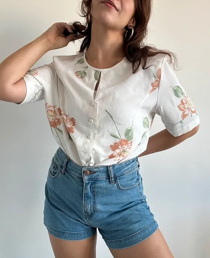 Blouse légère vintage à fleurs taille S - photo numéro 2