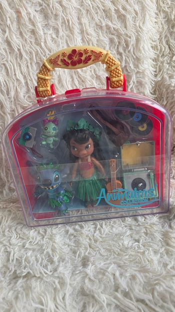 Mini poupée disney - valise Mini animator - princesse lilo stitch - disneyland paris disney store Neuf