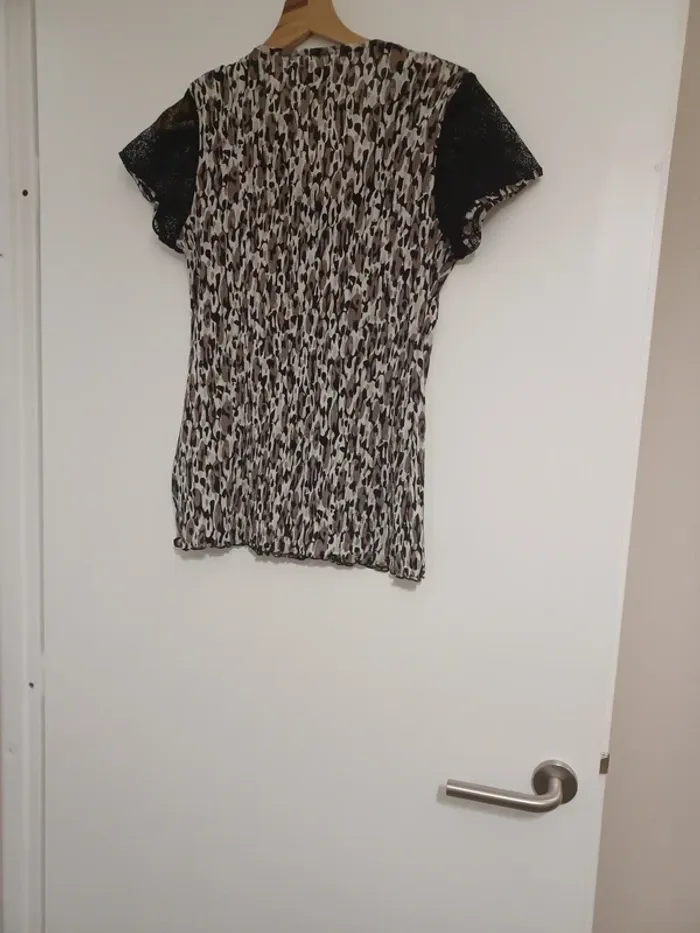 Blouse t-shirt Armand Thiery Affinités Taille 2 - photo numéro 6