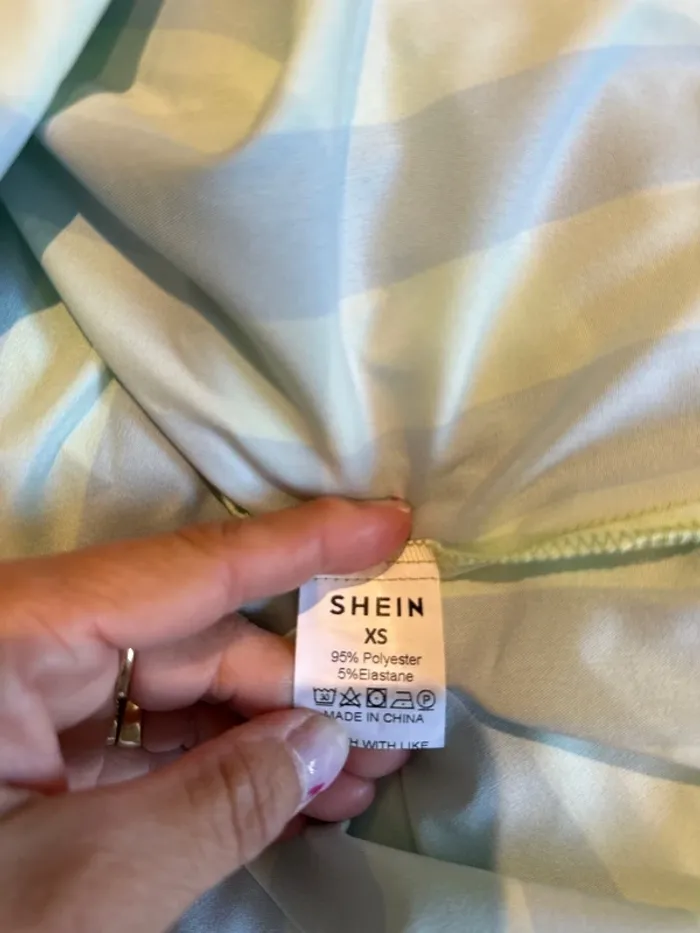 Joli ensemble satiné short et chemise femme - photo numéro 6