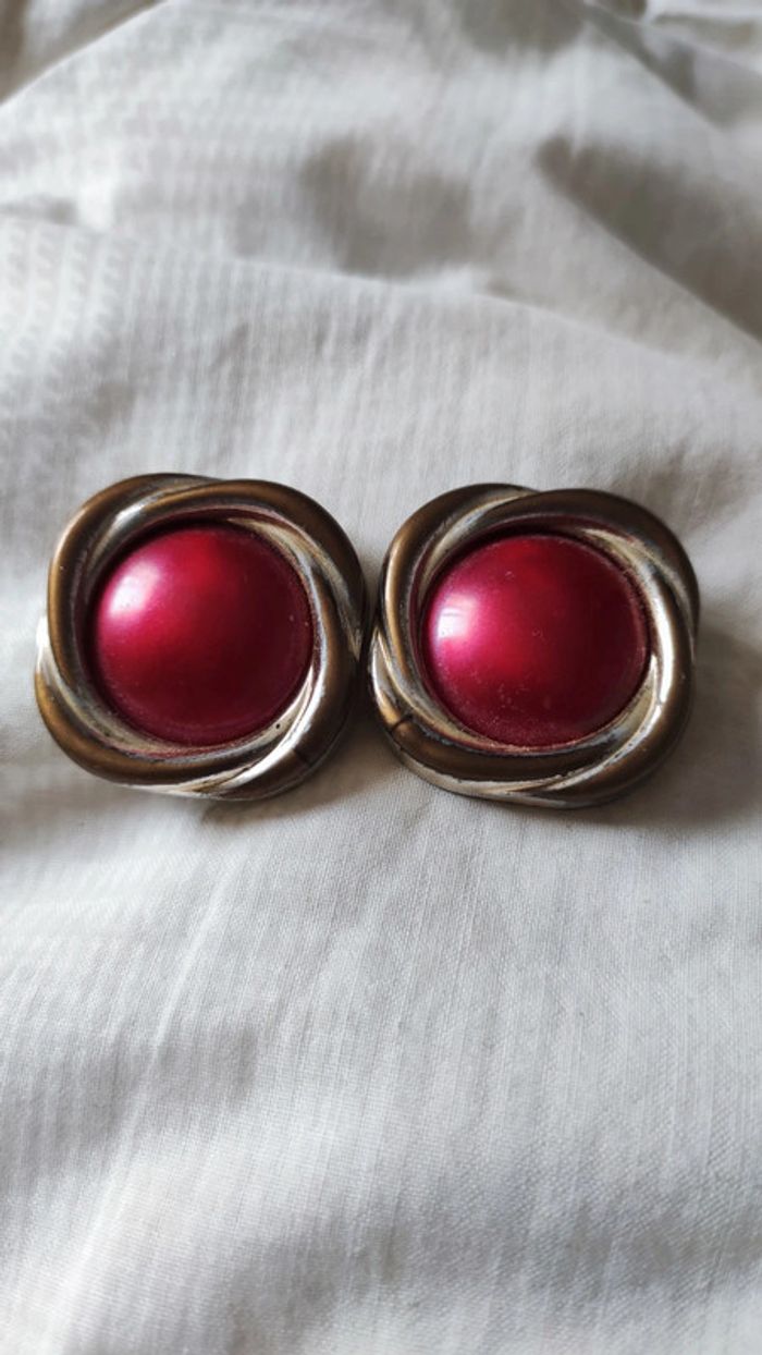 Clips d'oreilles vintage rouge - photo numéro 2