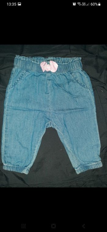 Pantalon bébé fille 3-6 mois (c3)