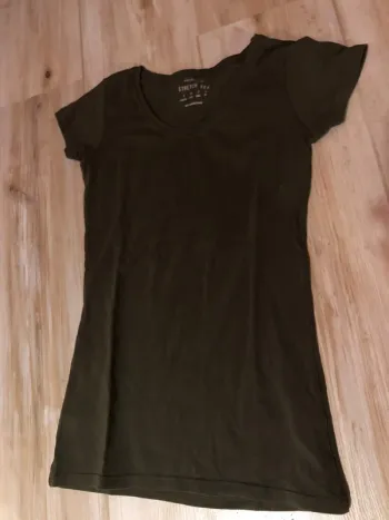 tee shirt kaki primark