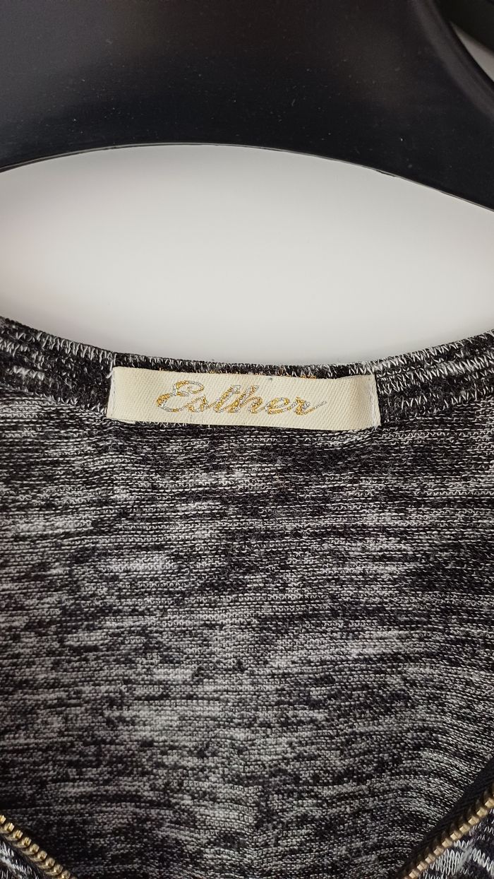 Pull femme gris noir - photo numéro 3