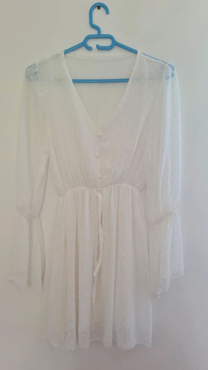 Robe en plumetis blanche