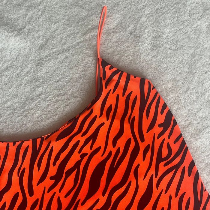 Débardeur effet zèbre orange et noir - photo numéro 2