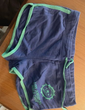 short bleu