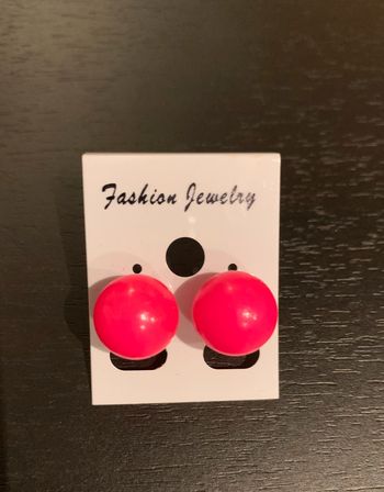 Boucles d’oreille rose